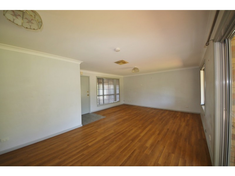87 Sheraton Road, Dubbo NSW 2830