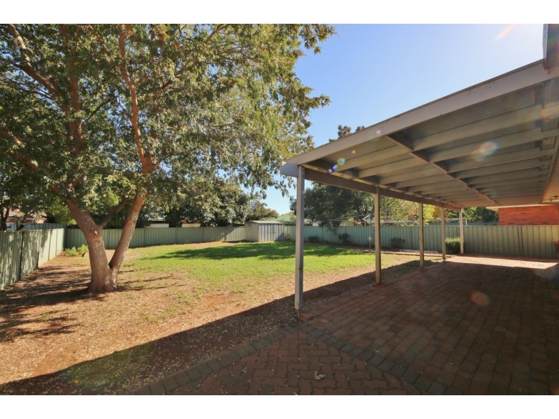 87 Sheraton Road, Dubbo NSW 2830