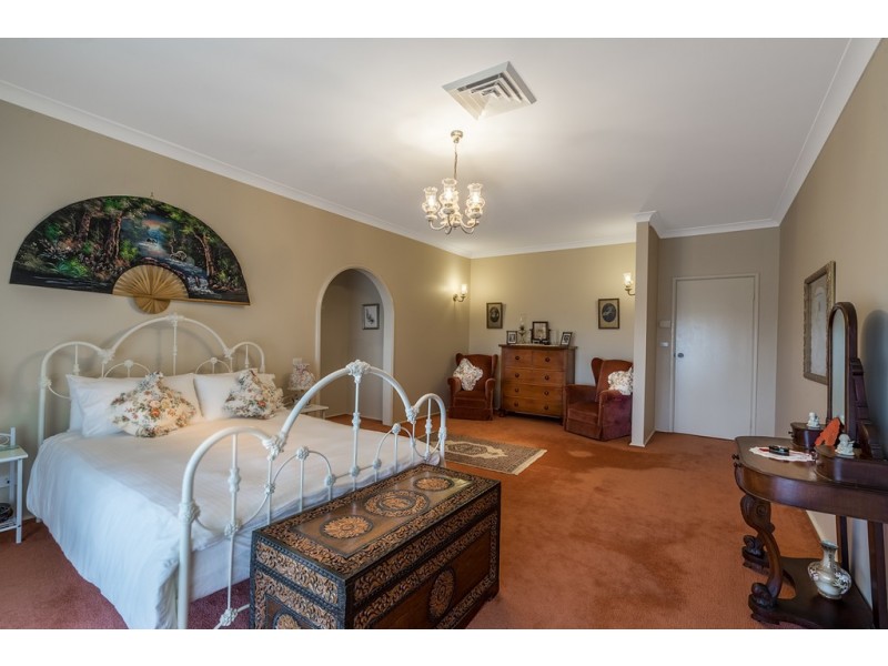 14 Baird Street, Dubbo NSW 2830