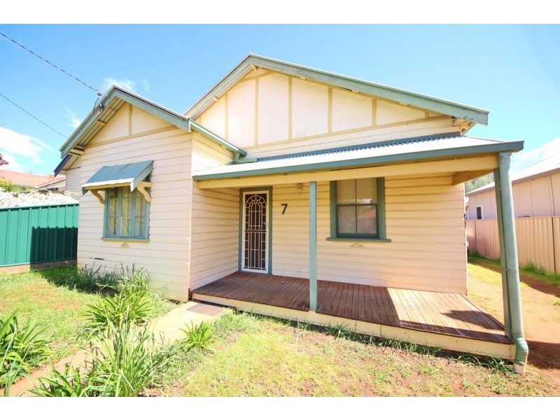 7 Rawson Street, Dubbo NSW 2830