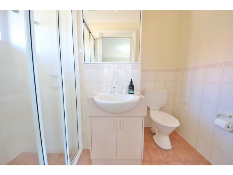 8 Swan Street, Dubbo NSW 2830