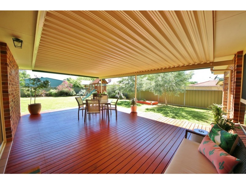 8 Swan Street, Dubbo NSW 2830