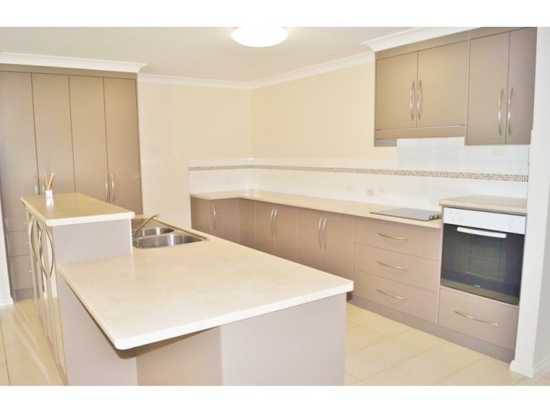 9 Keswick Parkway, Dubbo NSW 2830