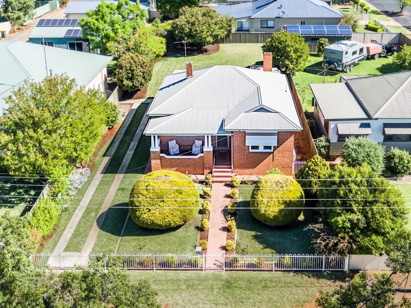 125 Bultje Street, Dubbo NSW 2830