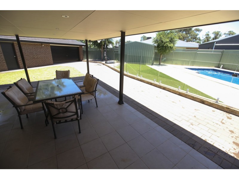 8 Cascade Court, Dubbo NSW 2830