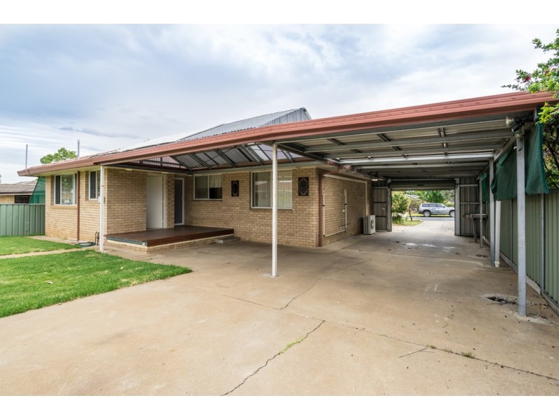 4 Opal Street, Dubbo NSW 2830