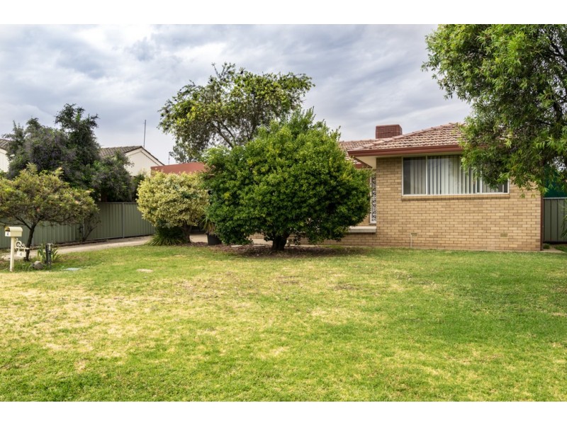 4 Opal Street, Dubbo NSW 2830
