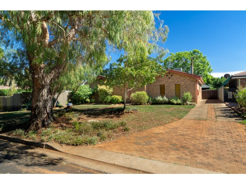 14 Lawson Street, Dubbo NSW 2830