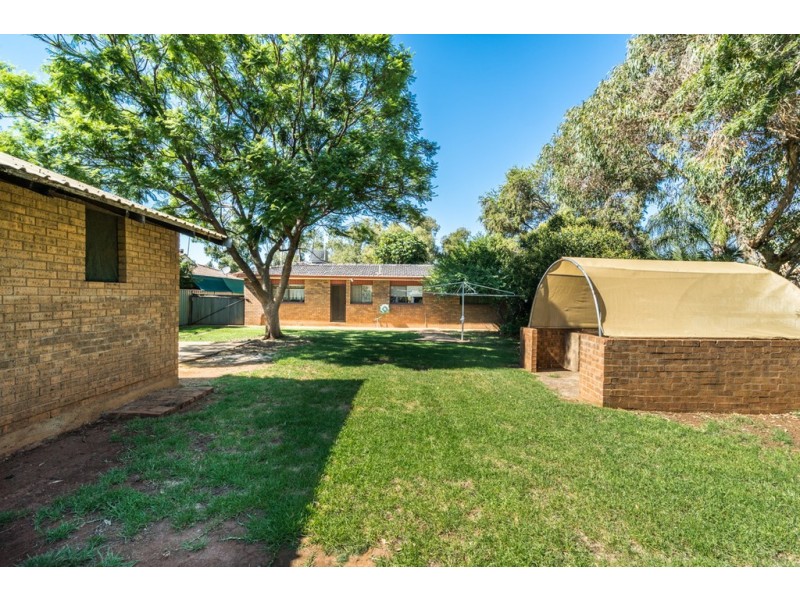 14 Lawson Street, Dubbo NSW 2830