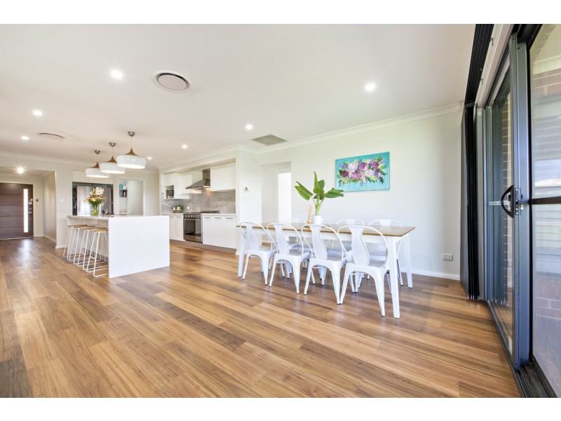 20 Azure Avenue, Dubbo NSW 2830