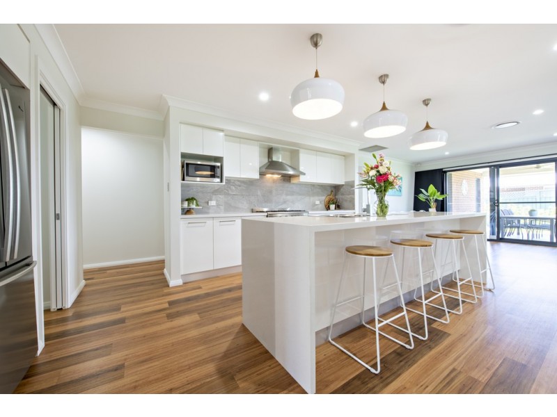 20 Azure Avenue, Dubbo NSW 2830