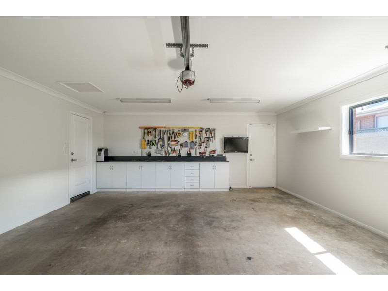 20 Azure Avenue, Dubbo NSW 2830