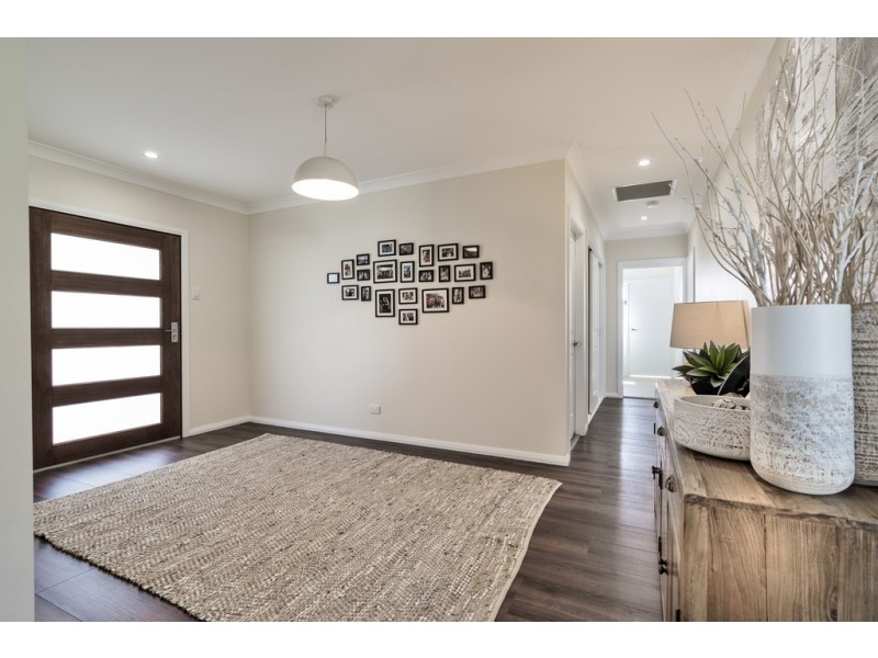 6 Askernish Drive, Dubbo NSW 2830