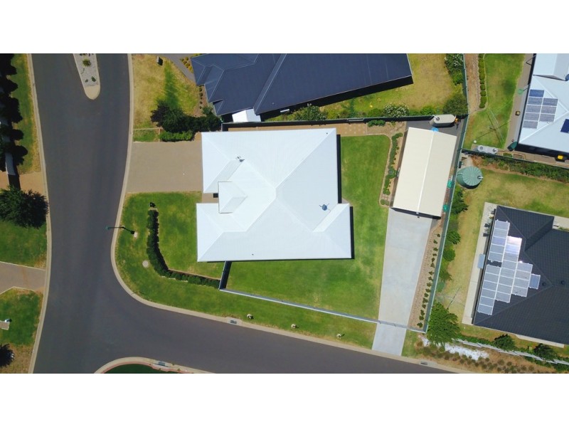 6 Askernish Drive, Dubbo NSW 2830