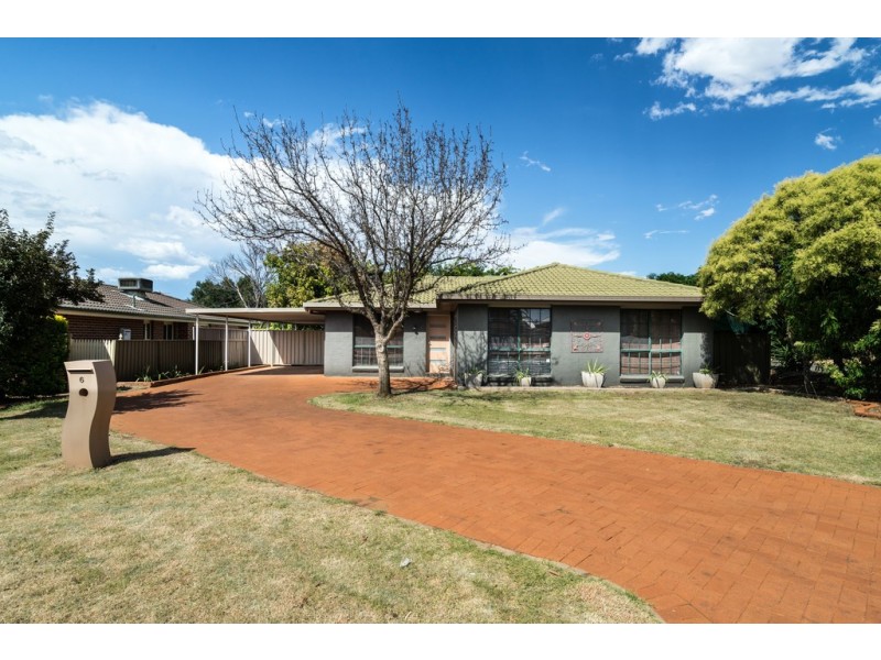 6 Websdale Drive, Dubbo NSW 2830