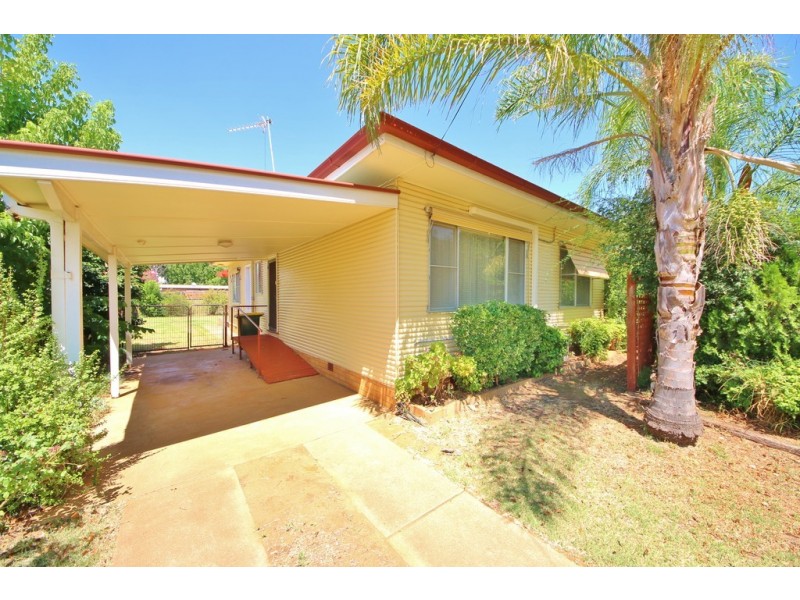 8 Gilbert Street, Dubbo NSW 2830