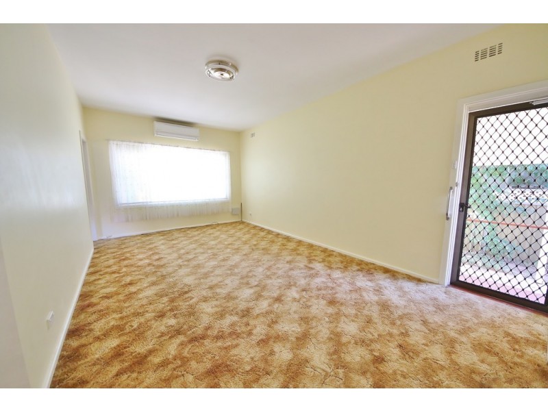 8 Gilbert Street, Dubbo NSW 2830