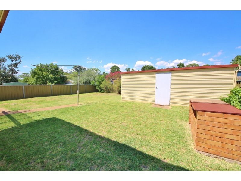 8 Gilbert Street, Dubbo NSW 2830