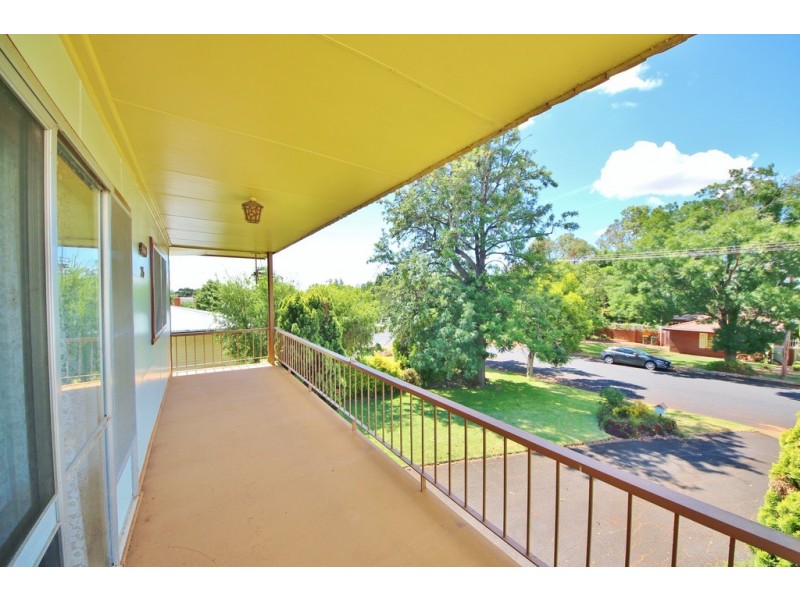 25 Stonehaven Avenue, Dubbo NSW 2830