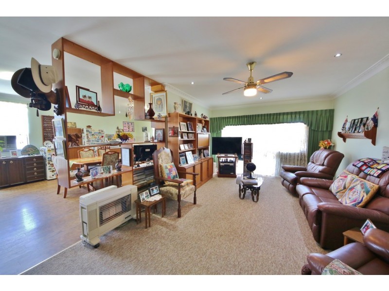 25 Stonehaven Avenue, Dubbo NSW 2830