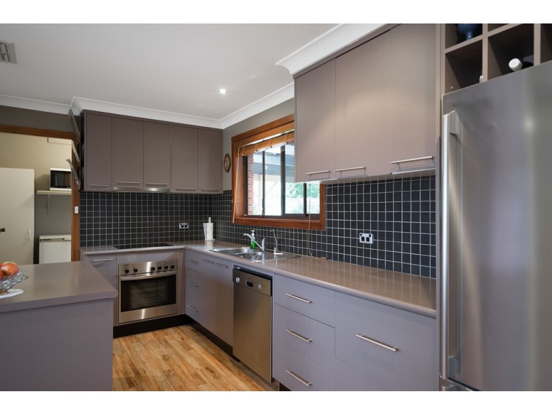 4 Kensington Avenue, Dubbo NSW 2830