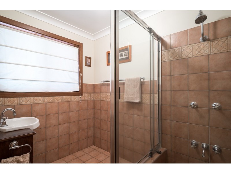 4 Kensington Avenue, Dubbo NSW 2830