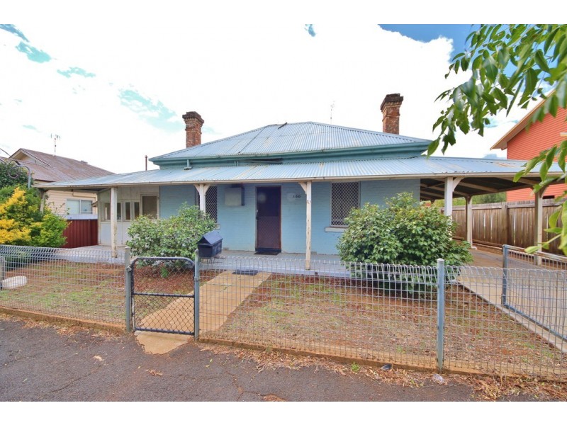 160 Myall Street, Dubbo NSW 2830