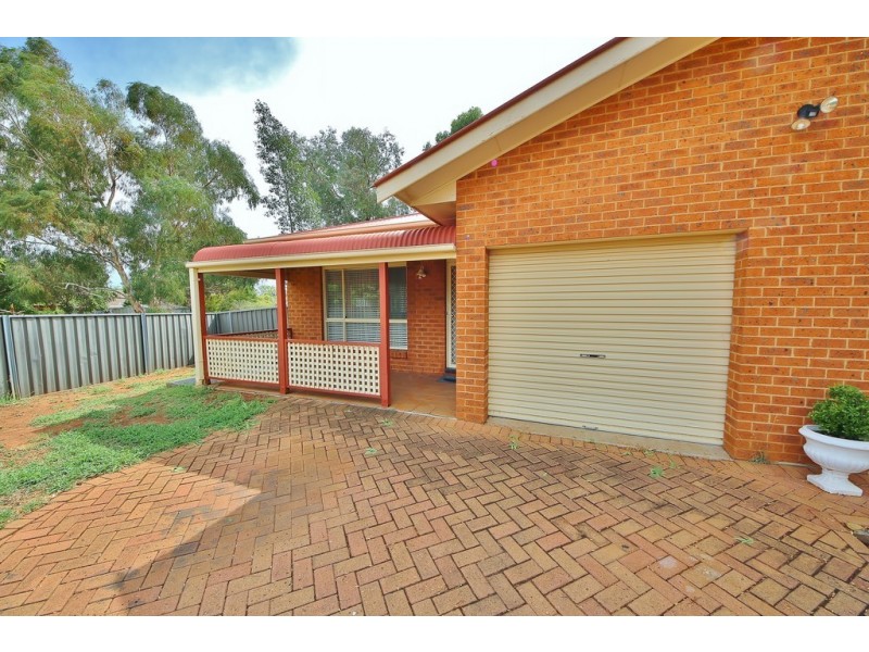6a Ellis Park Close, Dubbo NSW 2830