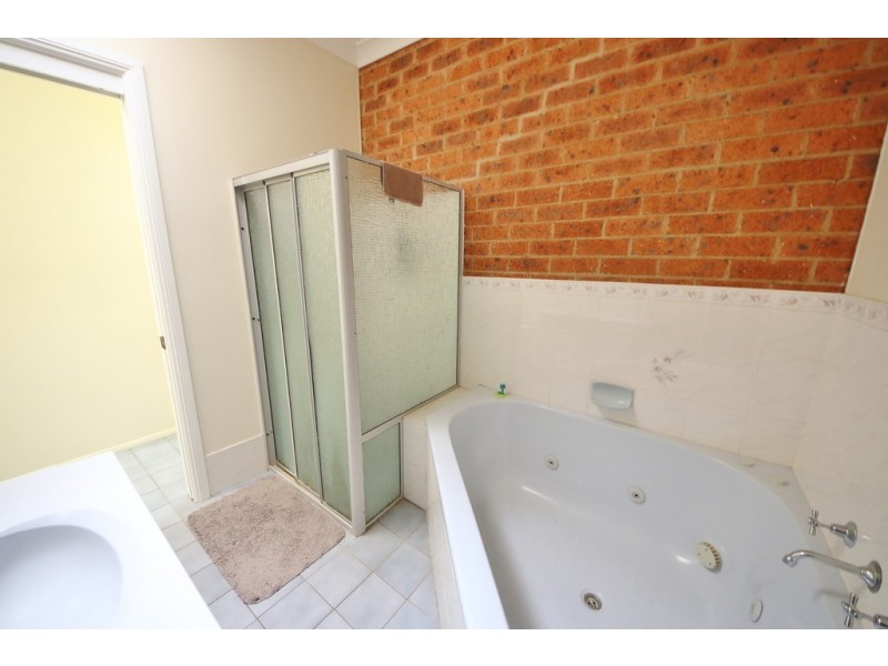 6a Ellis Park Close, Dubbo NSW 2830