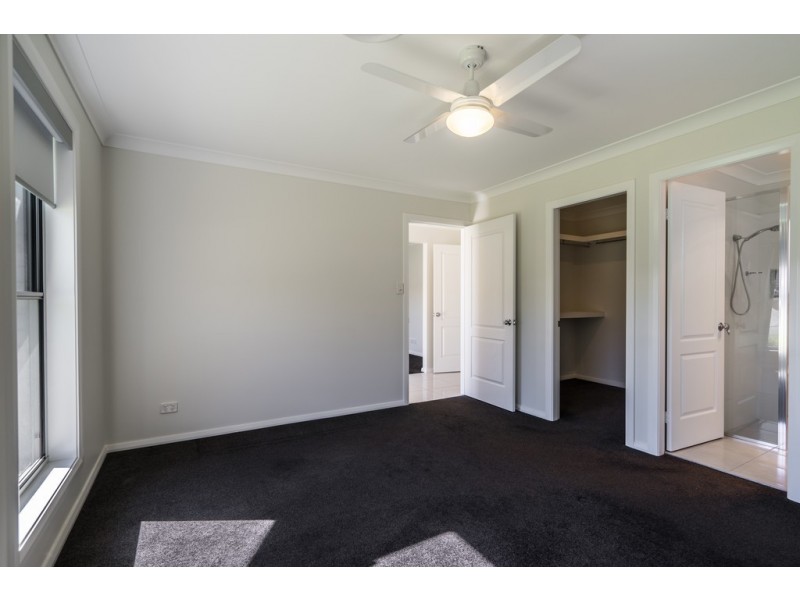 16 Ellenborough Avenue, Dubbo NSW 2830