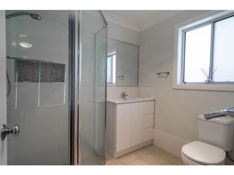 16 Ellenborough Avenue, Dubbo NSW 2830