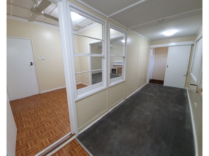 13 Gloucester Avenue, Dubbo NSW 2830