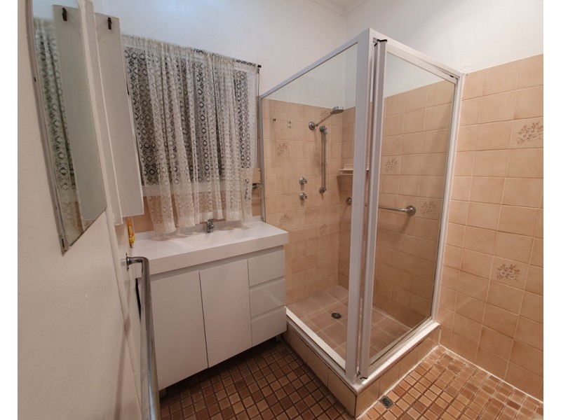 13 Gloucester Avenue, Dubbo NSW 2830