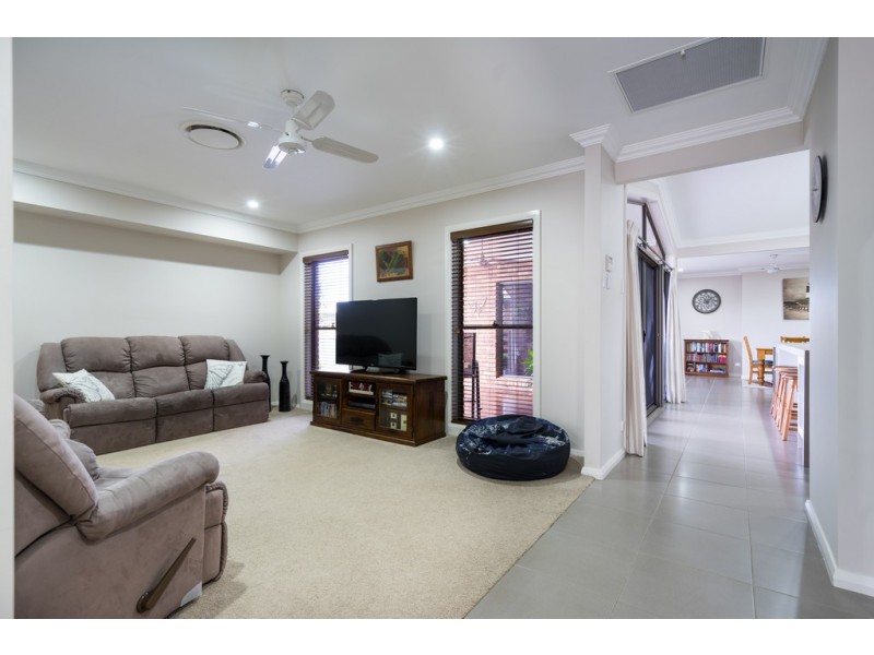 13 Ritz Place, Dubbo NSW 2830