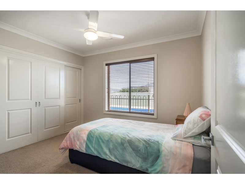 13 Ritz Place, Dubbo NSW 2830