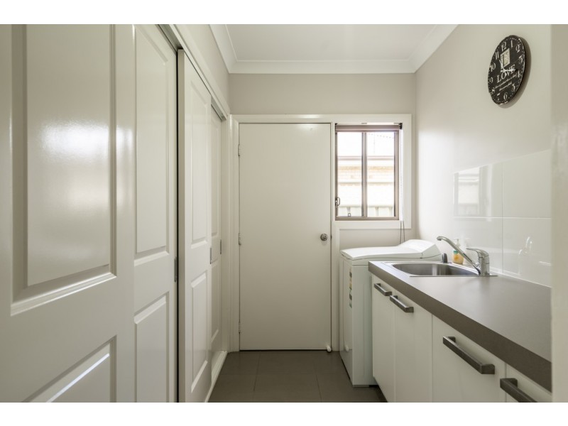 13 Ritz Place, Dubbo NSW 2830