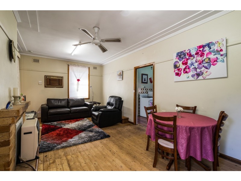 6 QUEEN STREET, Dubbo NSW 2830