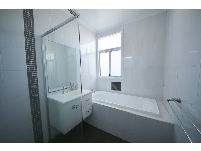 42 Caroline Street, Dubbo NSW 2830