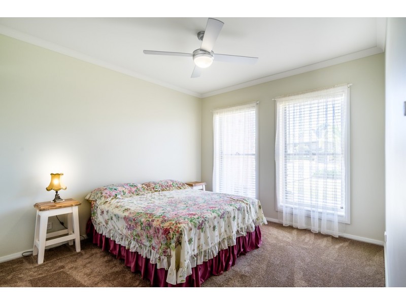 33 Allandale Drive, Dubbo NSW 2830