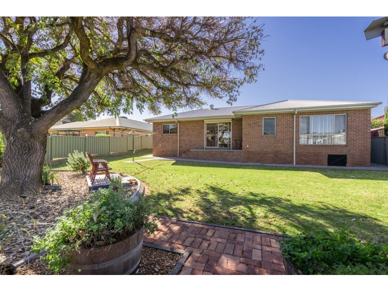 33 Allandale Drive, Dubbo NSW 2830