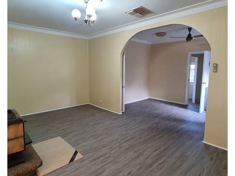 2 Gloucester Avenue, Dubbo NSW 2830