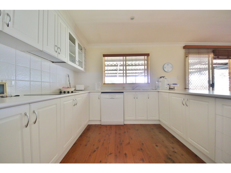 11 Grevillea Close, Dubbo NSW 2830