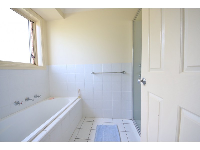 11 Grevillea Close, Dubbo NSW 2830