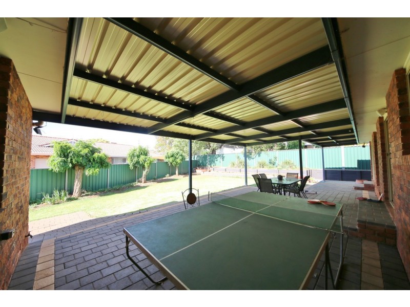 11 Grevillea Close, Dubbo NSW 2830