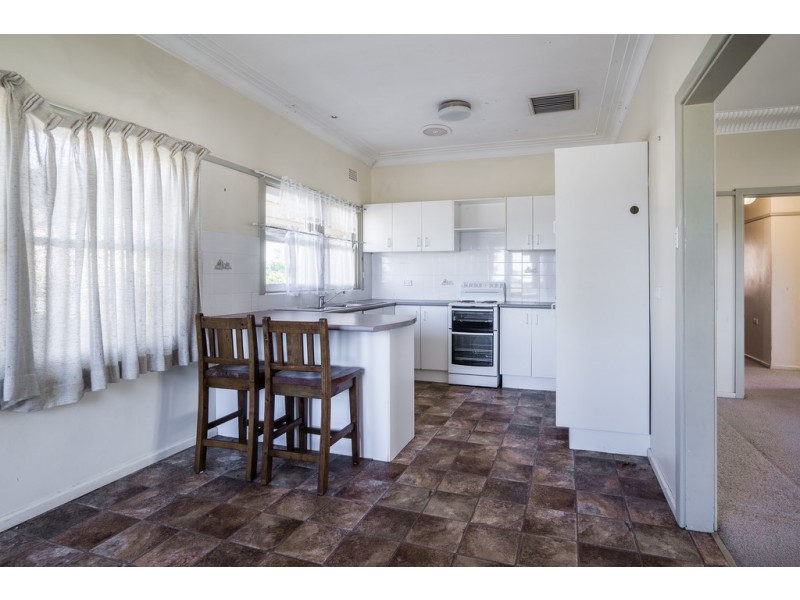 13 ZAREBSKI STREET, Dubbo NSW 2830