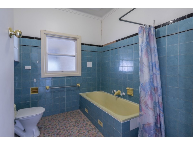 13 ZAREBSKI STREET, Dubbo NSW 2830