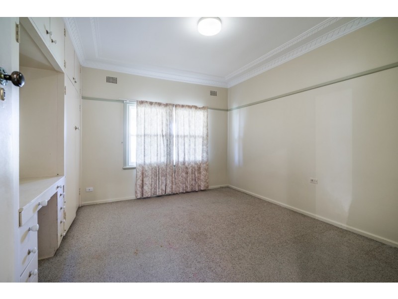 13 ZAREBSKI STREET, Dubbo NSW 2830