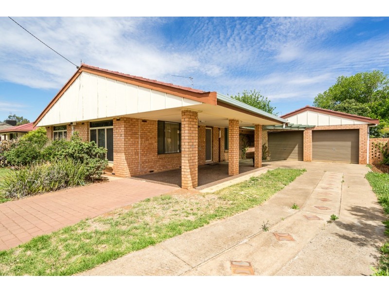 17 Emerald Street, Dubbo NSW 2830
