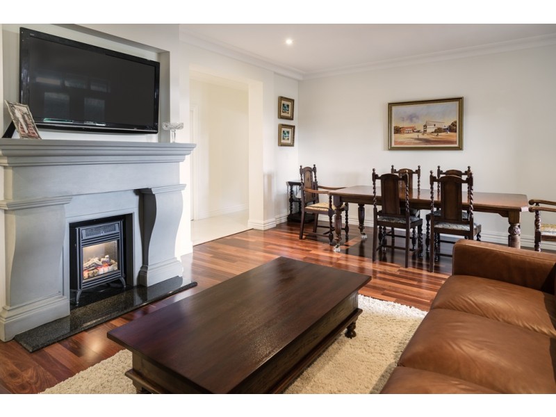 36 Cypress Point Drive, Dubbo NSW 2830