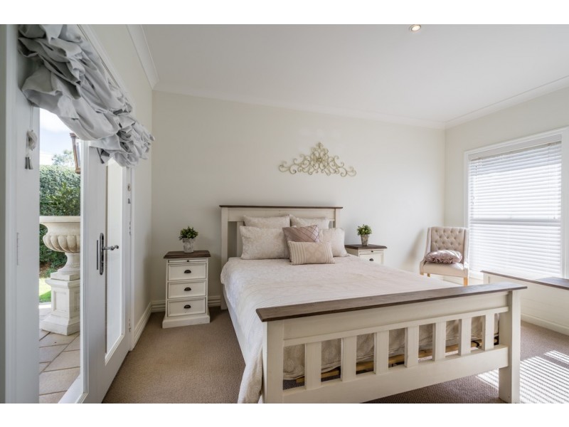 36 Cypress Point Drive, Dubbo NSW 2830